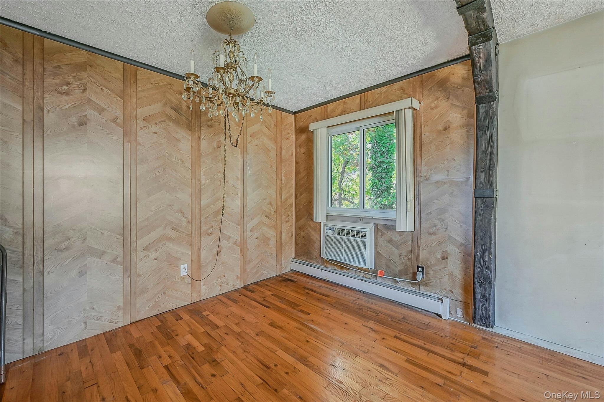 92 Grand Boulevard, Wyandanch, NY 11798