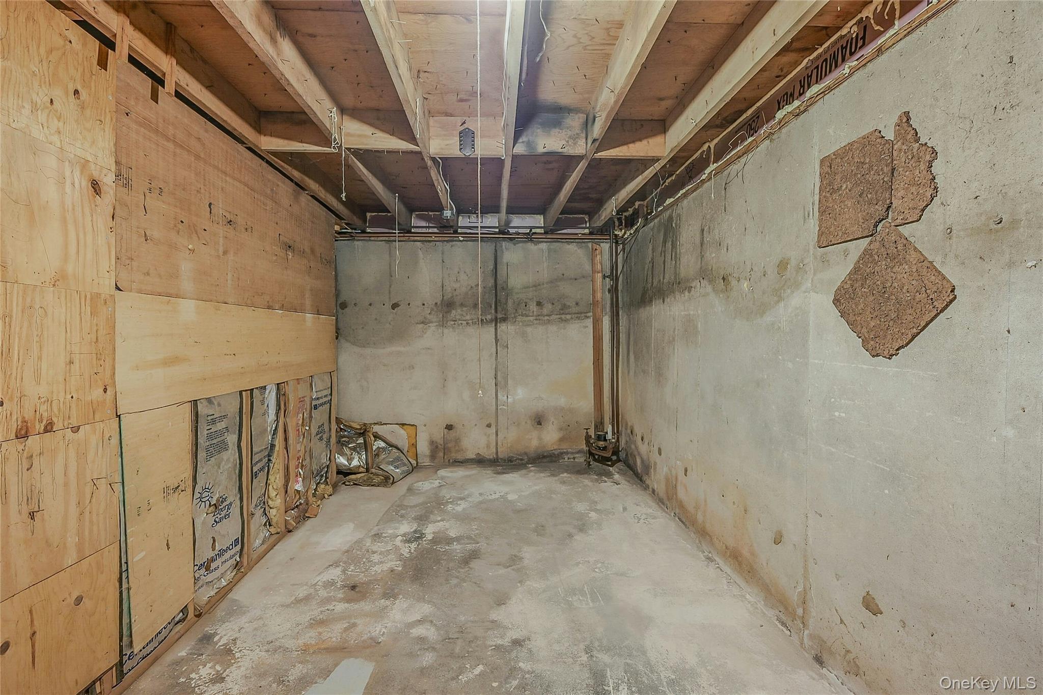 92 Grand Boulevard, Wyandanch, NY 11798