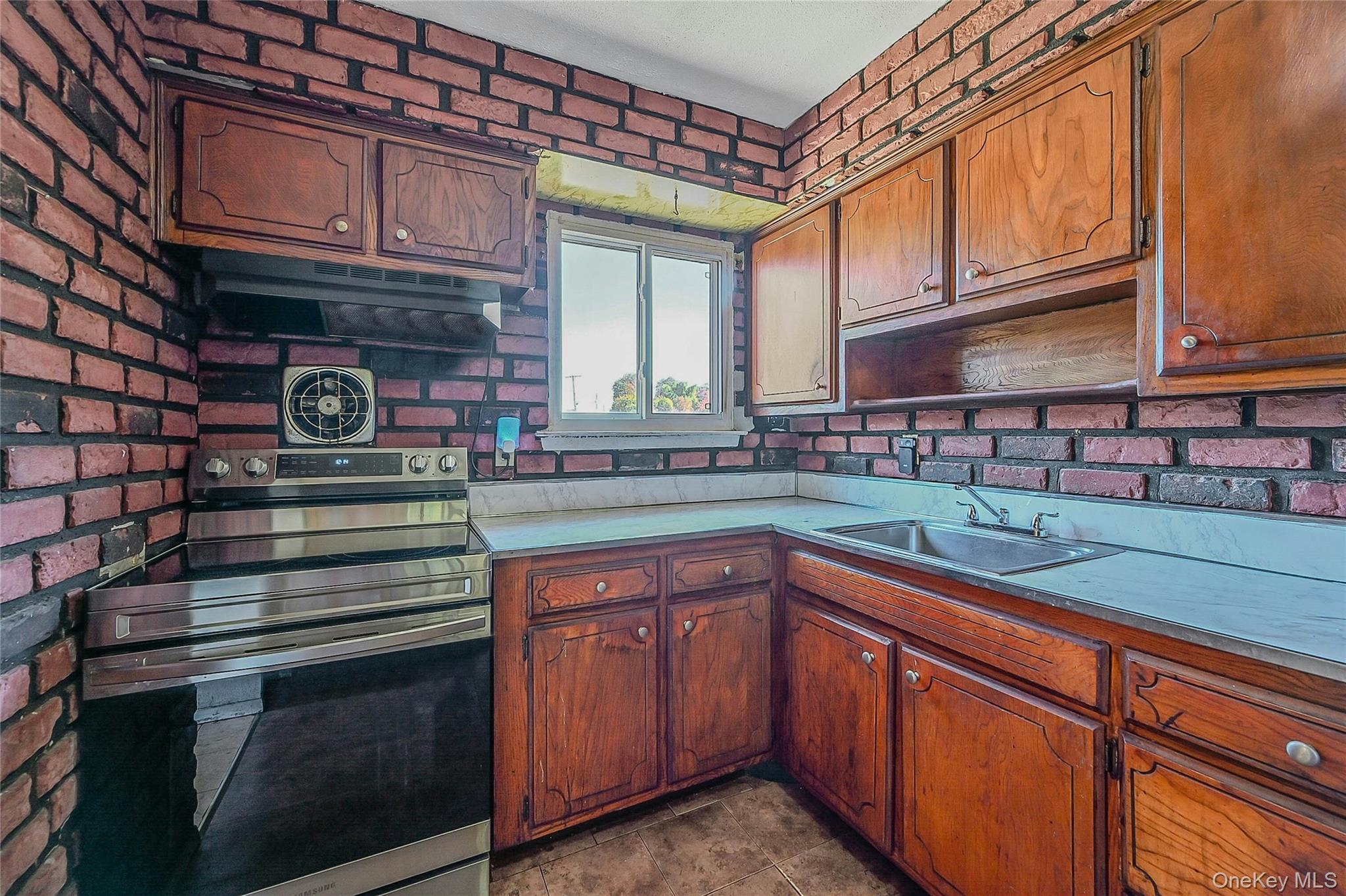 92 Grand Boulevard, Wyandanch, NY 11798