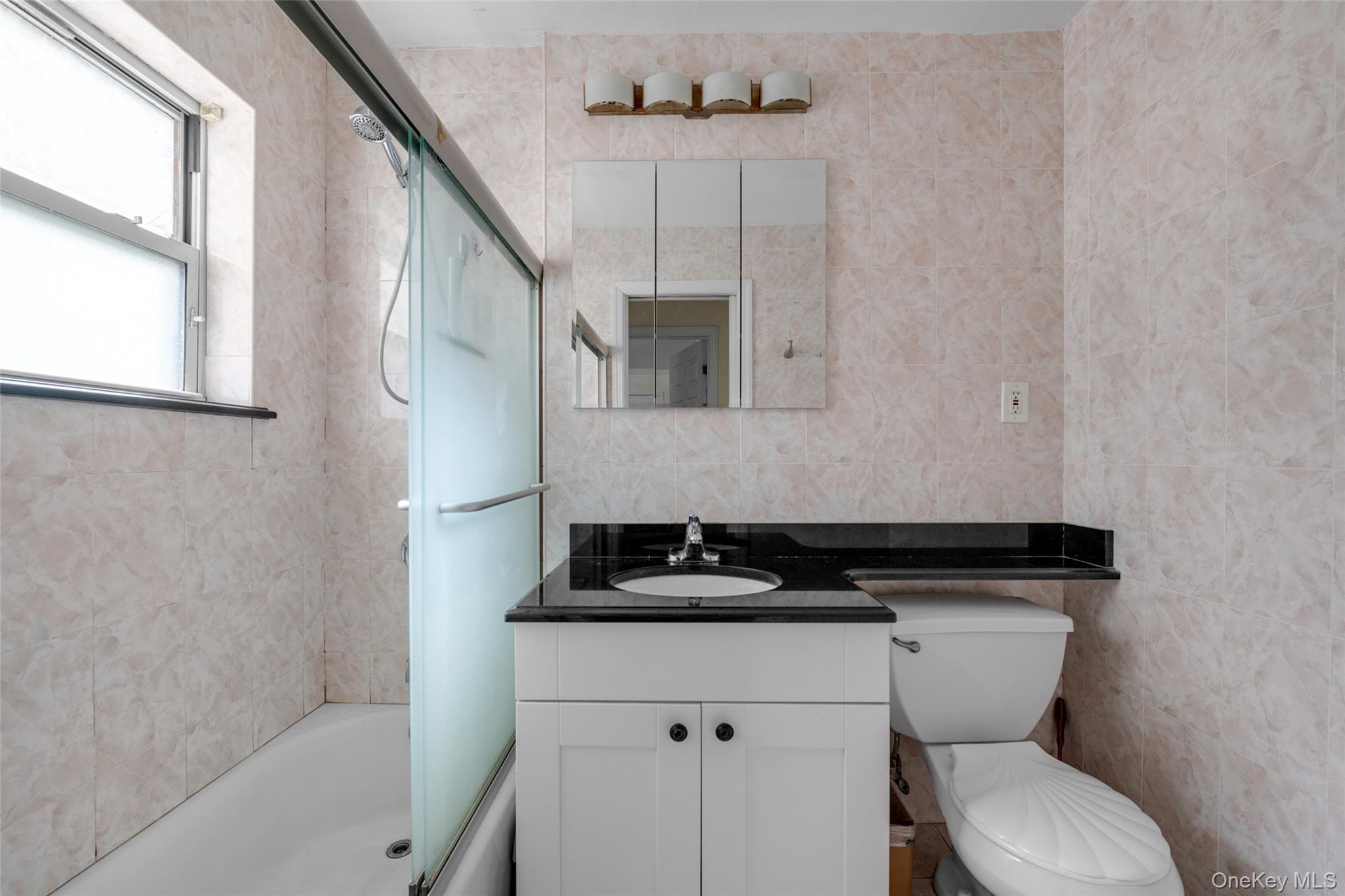 152-27 Jewel Avenue # 169A, Flushing, NY 11367