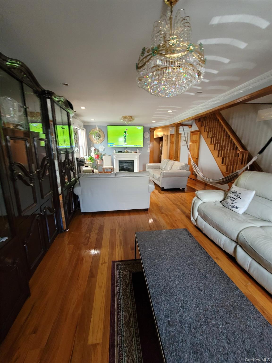 8640 126th Street, Richmond Hill, NY 11418