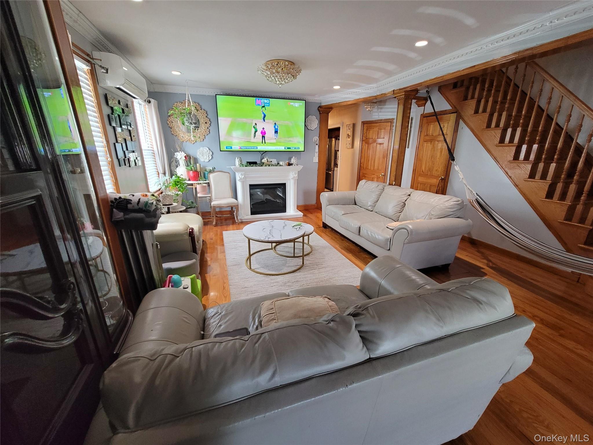 8640 126th Street, Richmond Hill, NY 11418