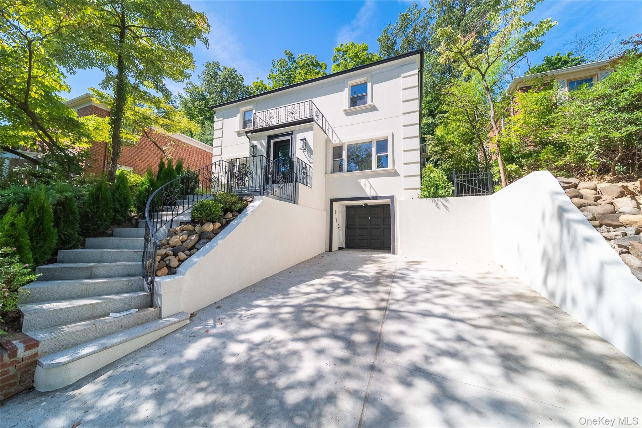 8632 Midland Parkway, Jamaica, NY 11432
