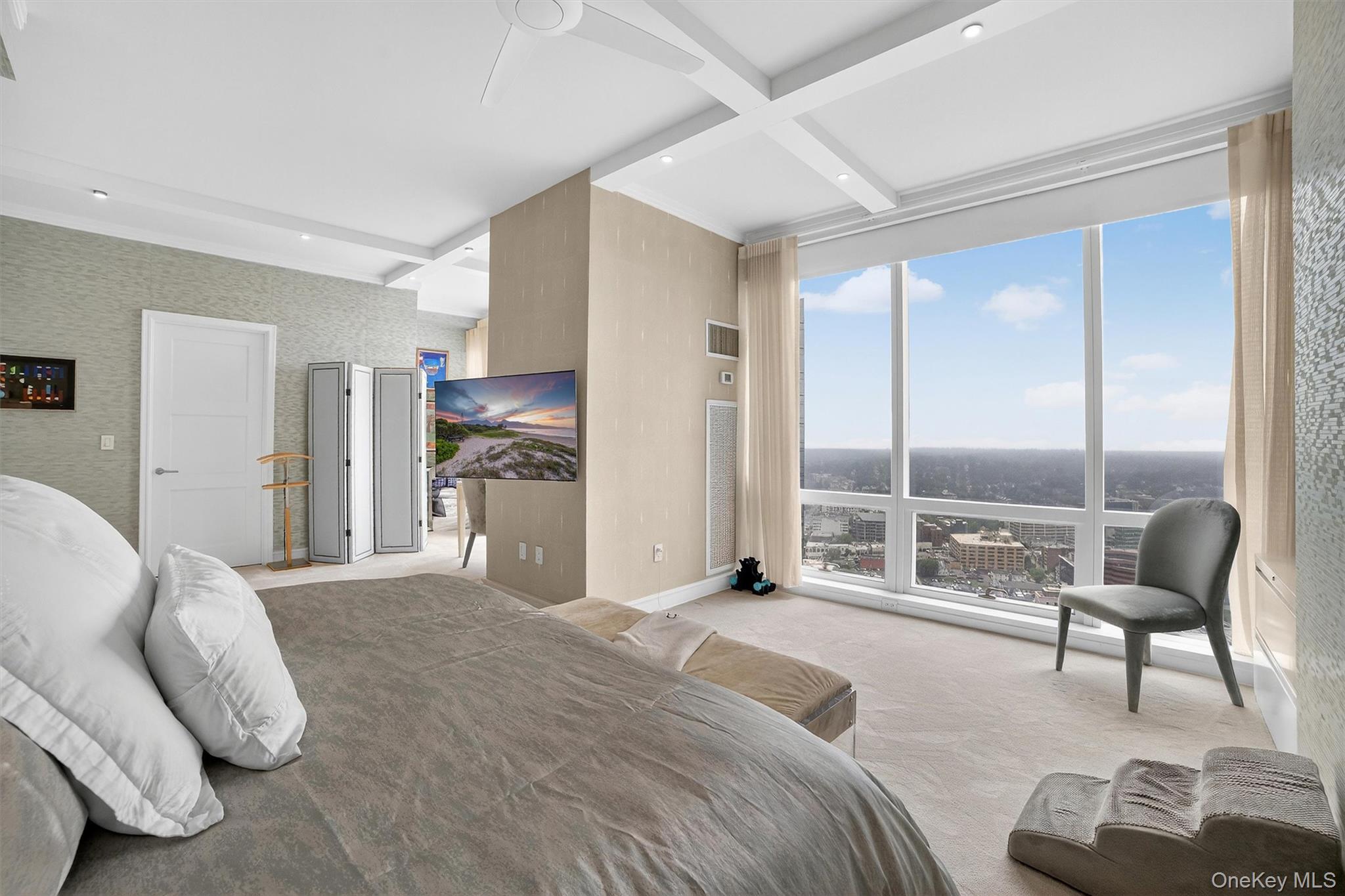 5 Renaissance Square # PH9E, White Plains, NY 10601