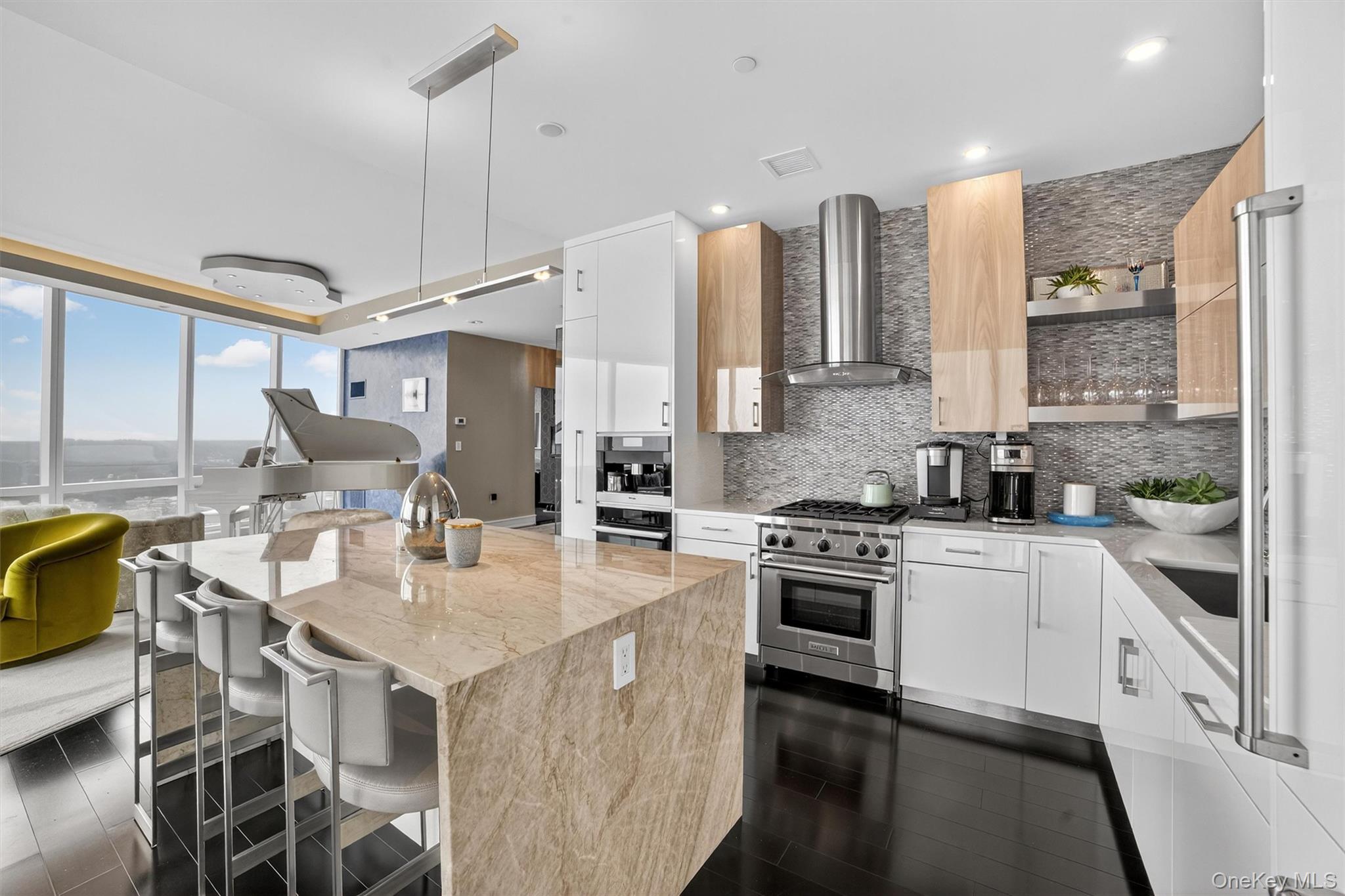 5 Renaissance Square # PH9E, White Plains, NY 10601