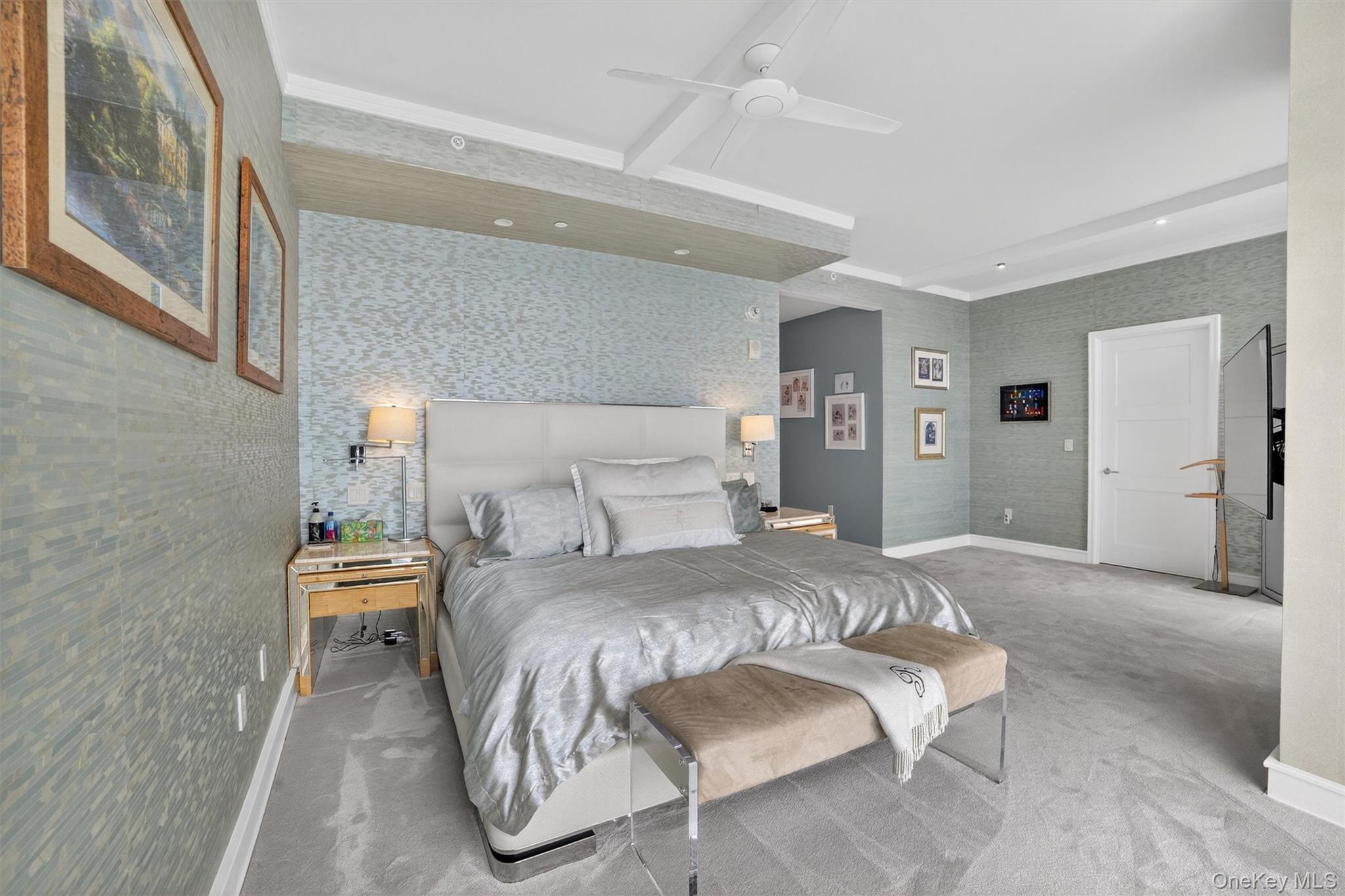 5 Renaissance Square # PH9E, White Plains, NY 10601