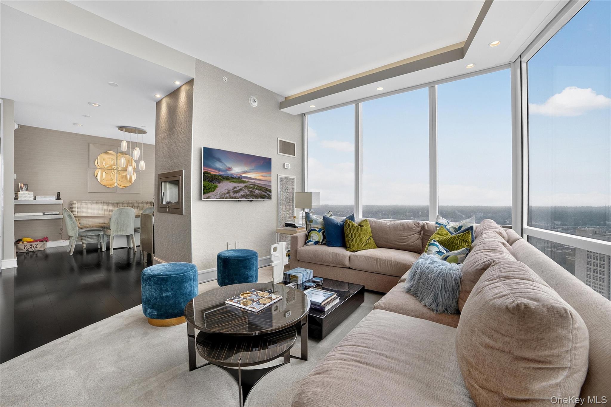 5 Renaissance Square # PH9E, White Plains, NY 10601