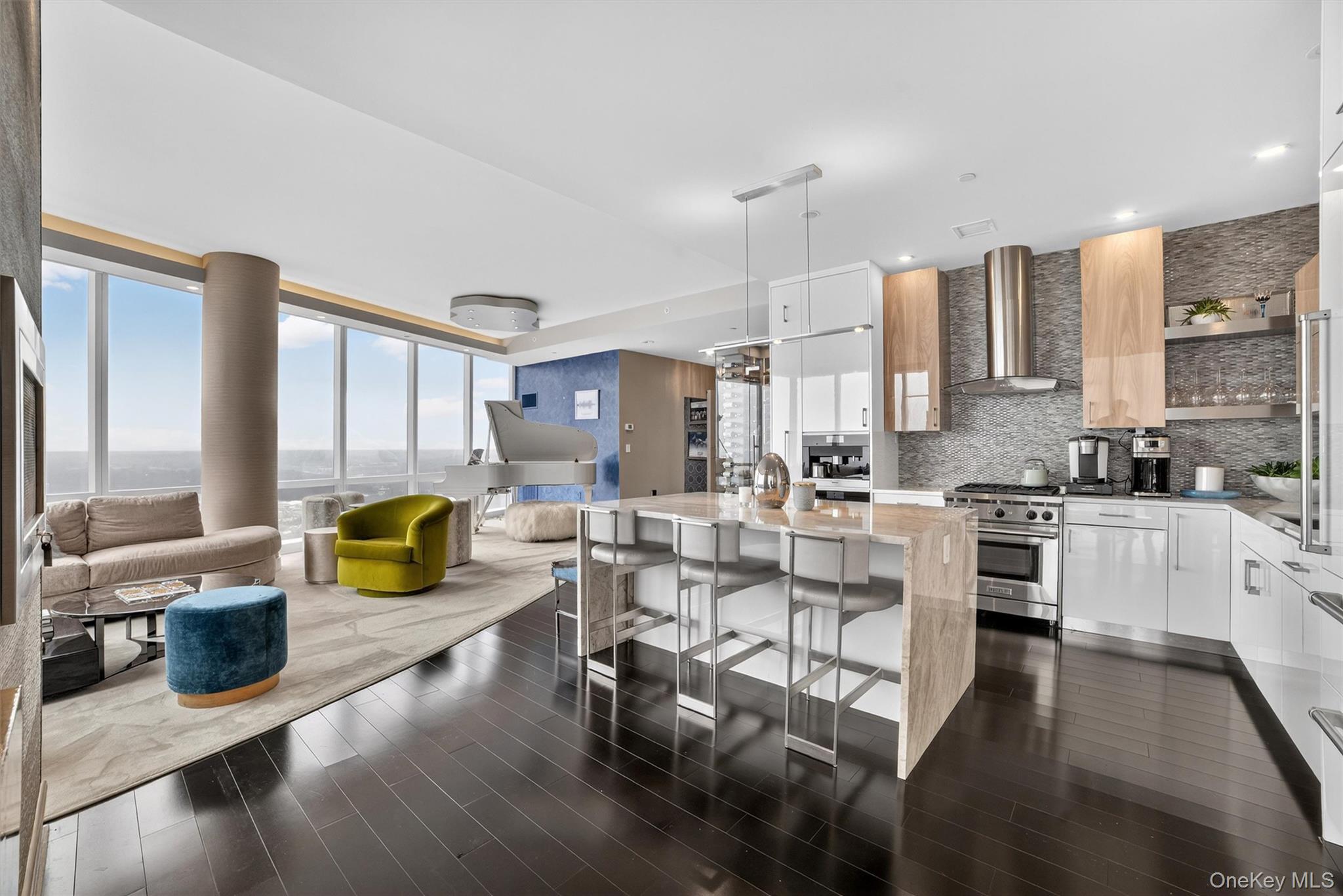 5 Renaissance Square # PH9E, White Plains, NY 10601