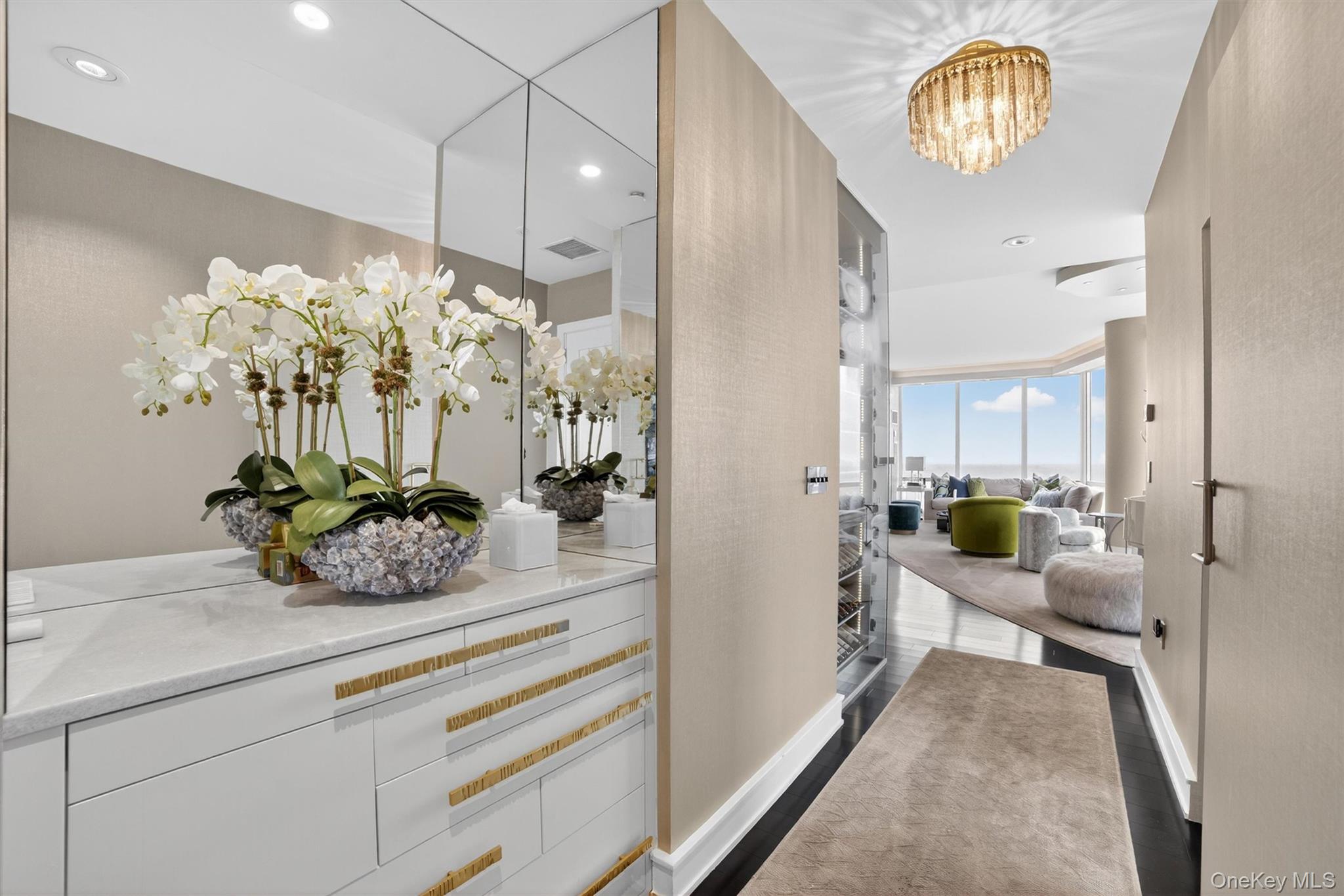 5 Renaissance Square # PH9E, White Plains, NY 10601