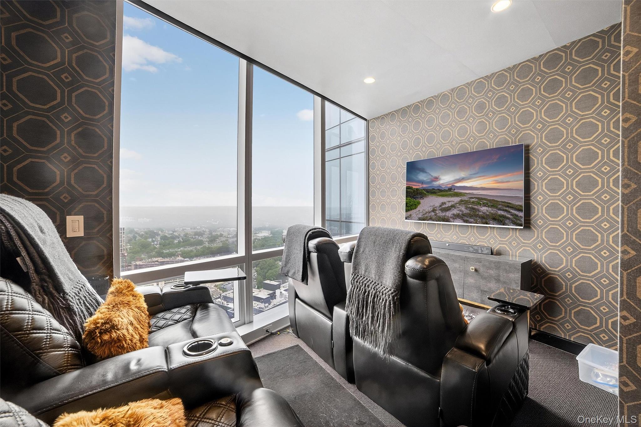 5 Renaissance Square # PH9E, White Plains, NY 10601