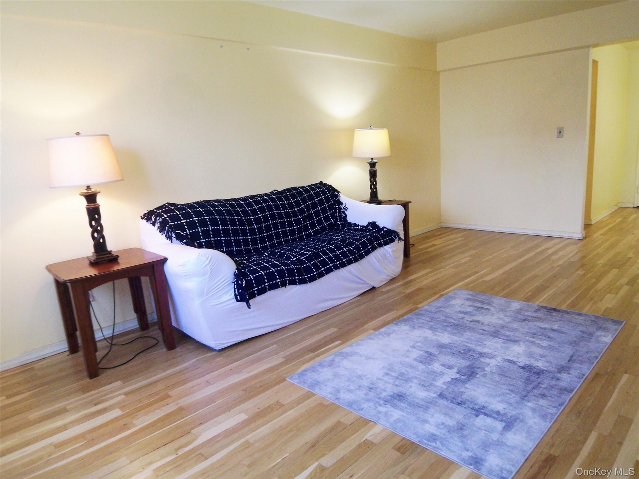 1 Fisher Drive # 520, Mount Vernon, NY 10552