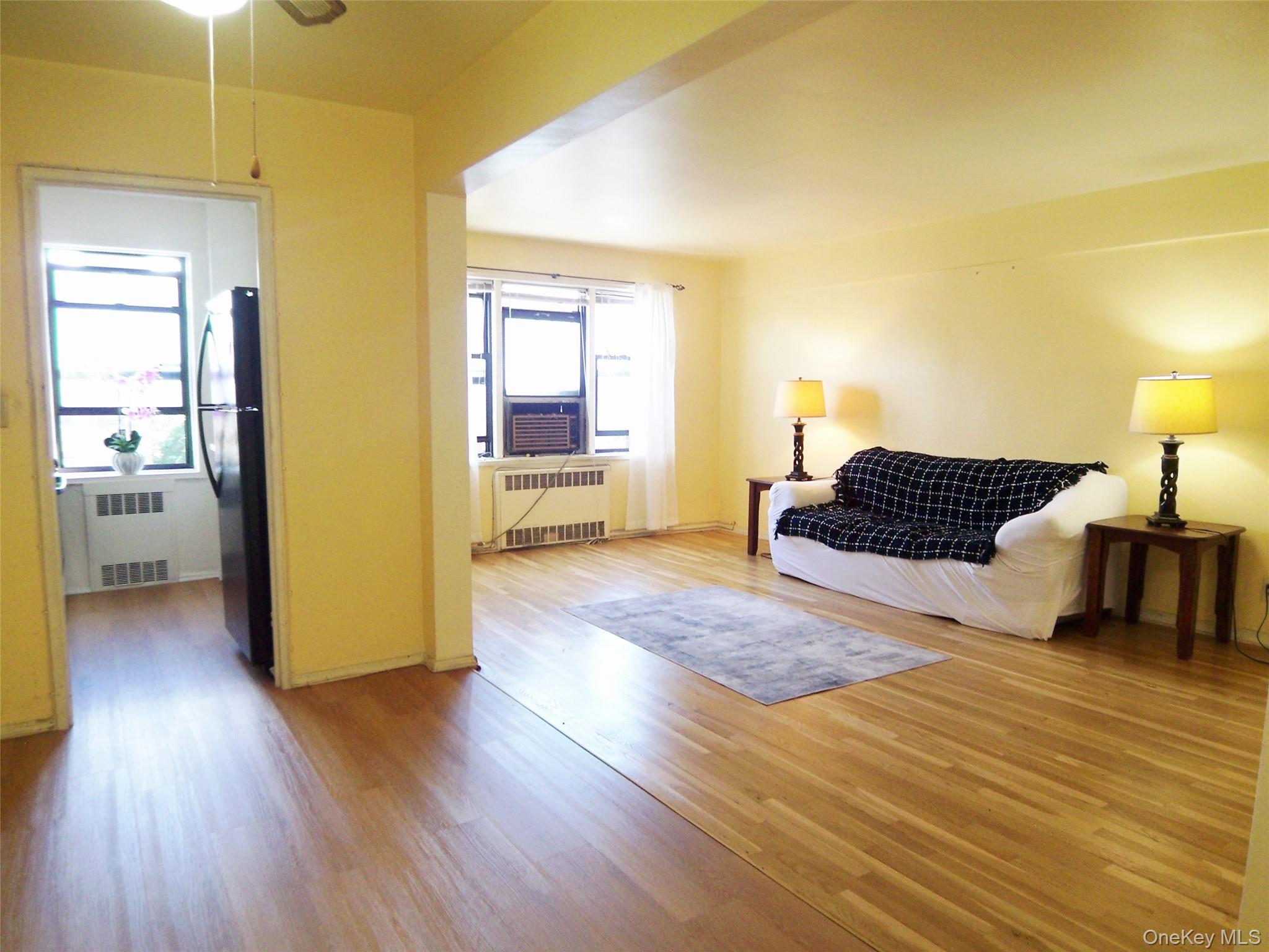 1 Fisher Drive # 520, Mount Vernon, NY 10552