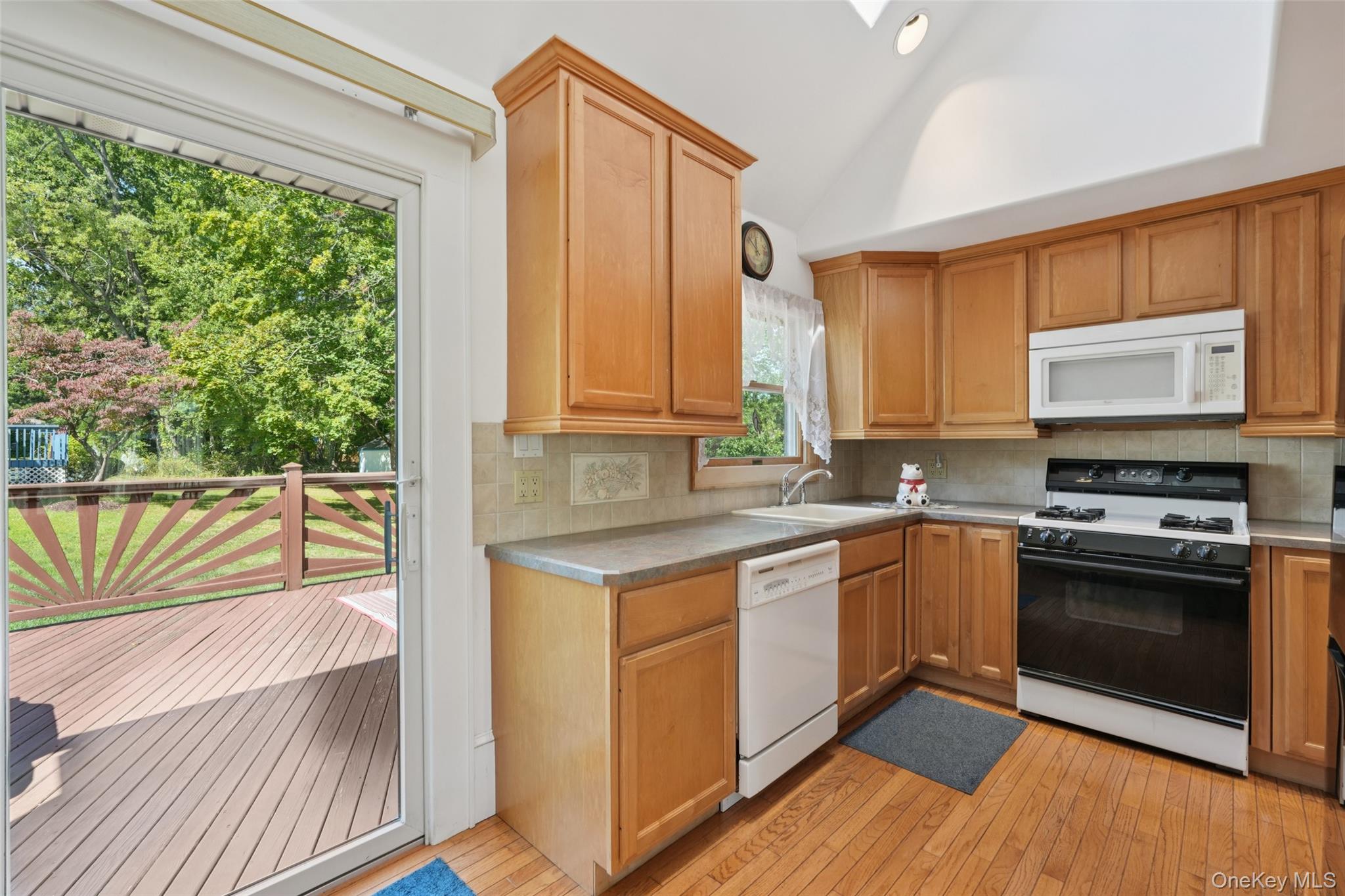 1 Kent Street, New City, NY 10956