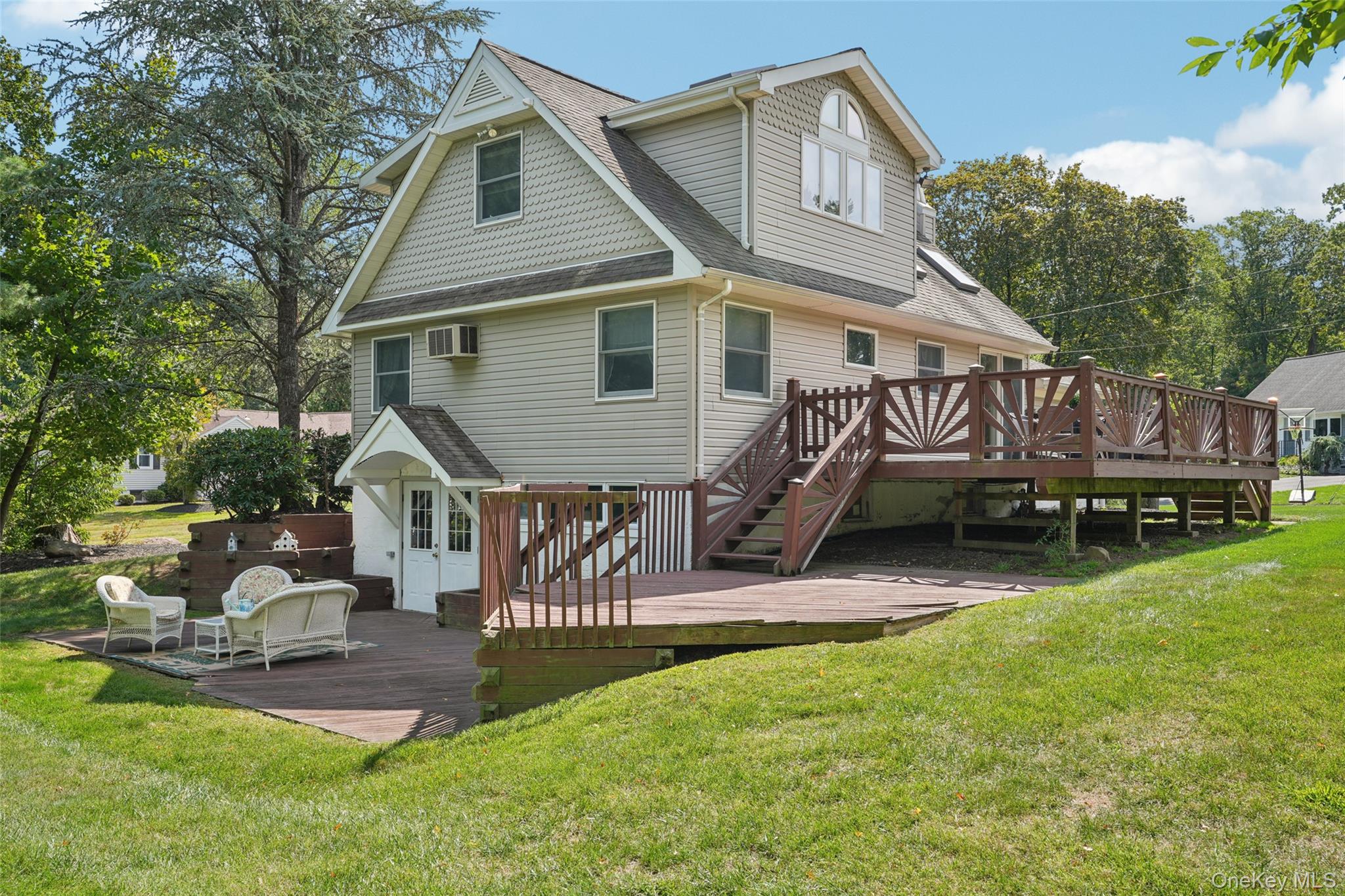 1 Kent Street, New City, NY 10956