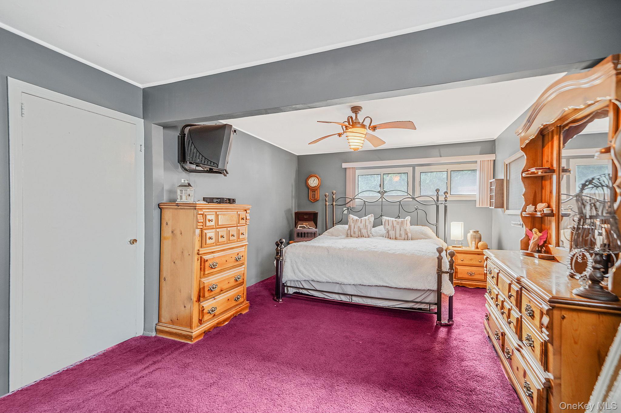 246 Blacksmith Road, Levittown, NY 11756