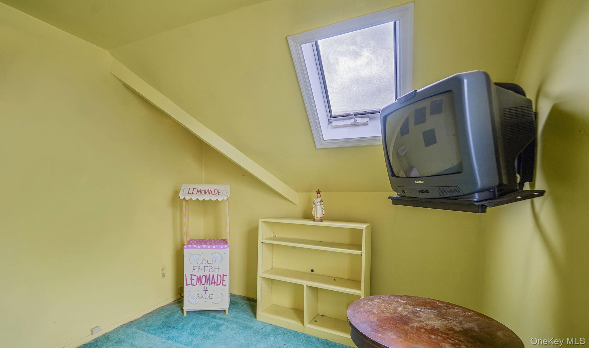 246 Blacksmith Road, Levittown, NY 11756