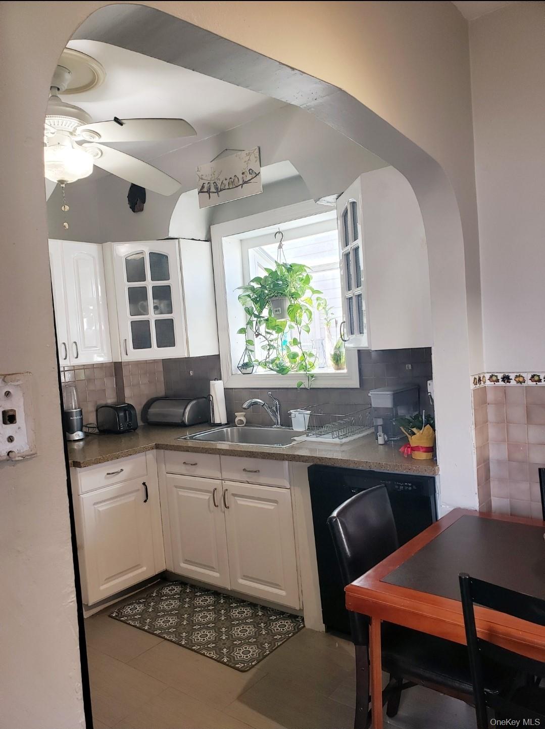 269 Windsor Parkway, Hempstead, NY 11550