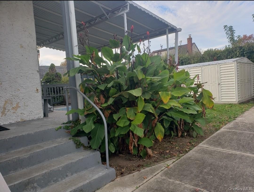 269 Windsor Parkway, Hempstead, NY 11550