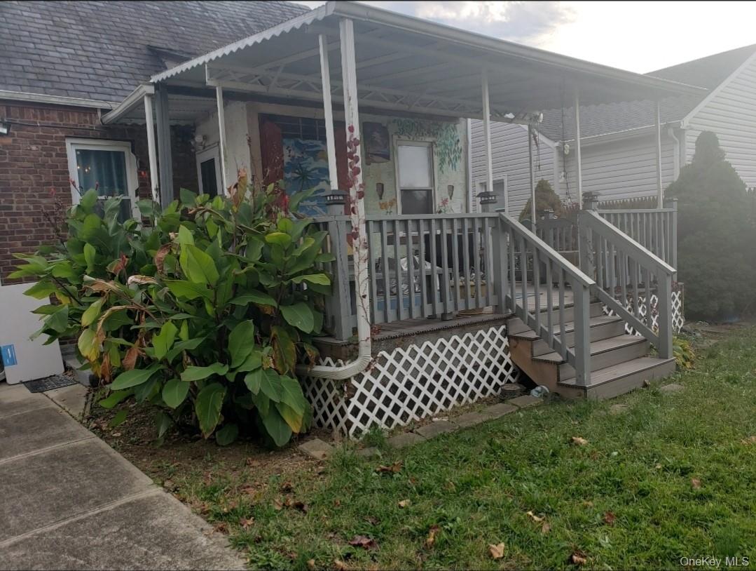 269 Windsor Parkway, Hempstead, NY 11550