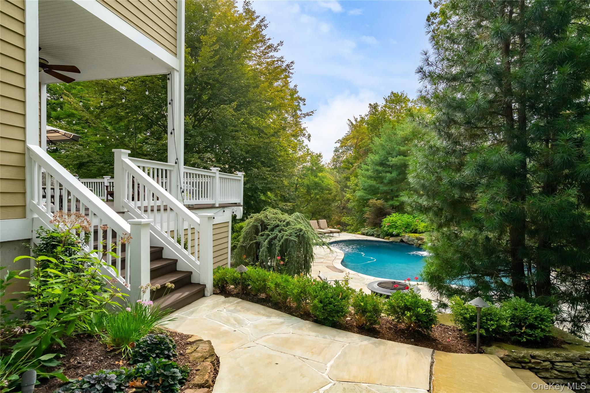 6 Gooler Court, Stony Point, NY 10980