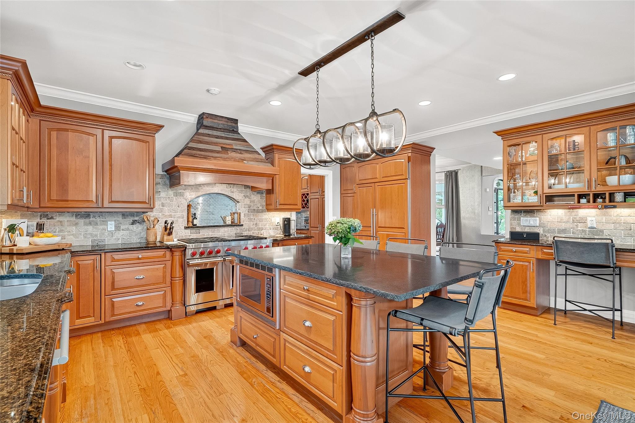 6 Gooler Court, Stony Point, NY 10980