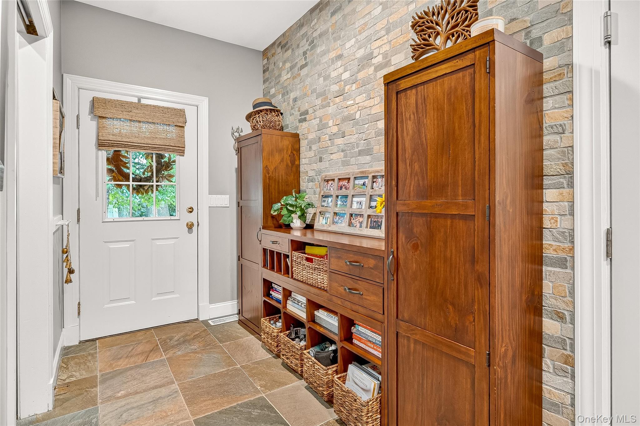 6 Gooler Court, Stony Point, NY 10980