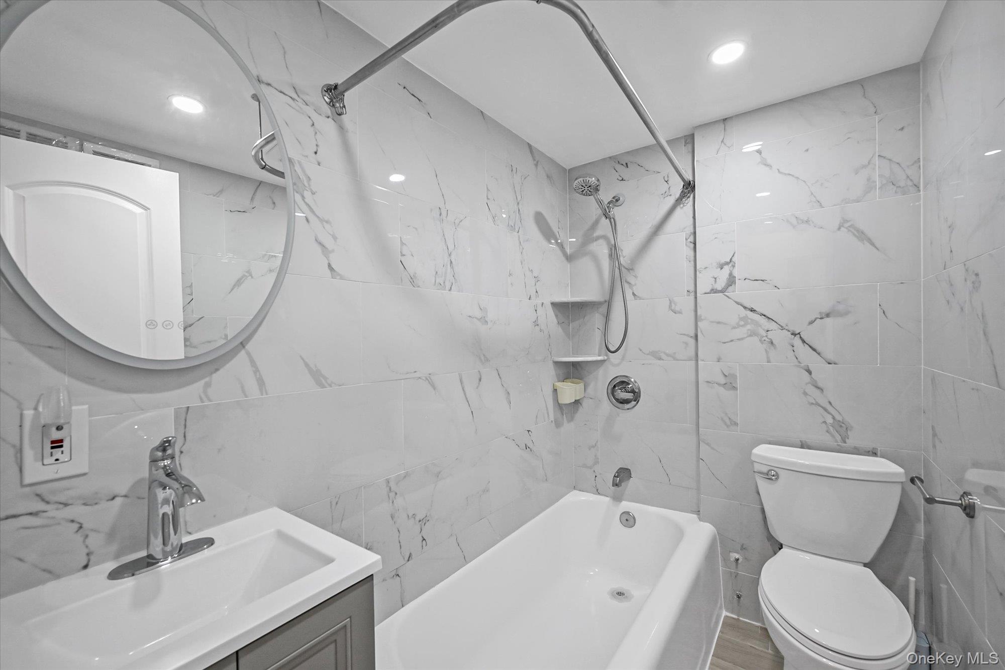 99-52 66th Road # 11A, Rego Park, NY 11374