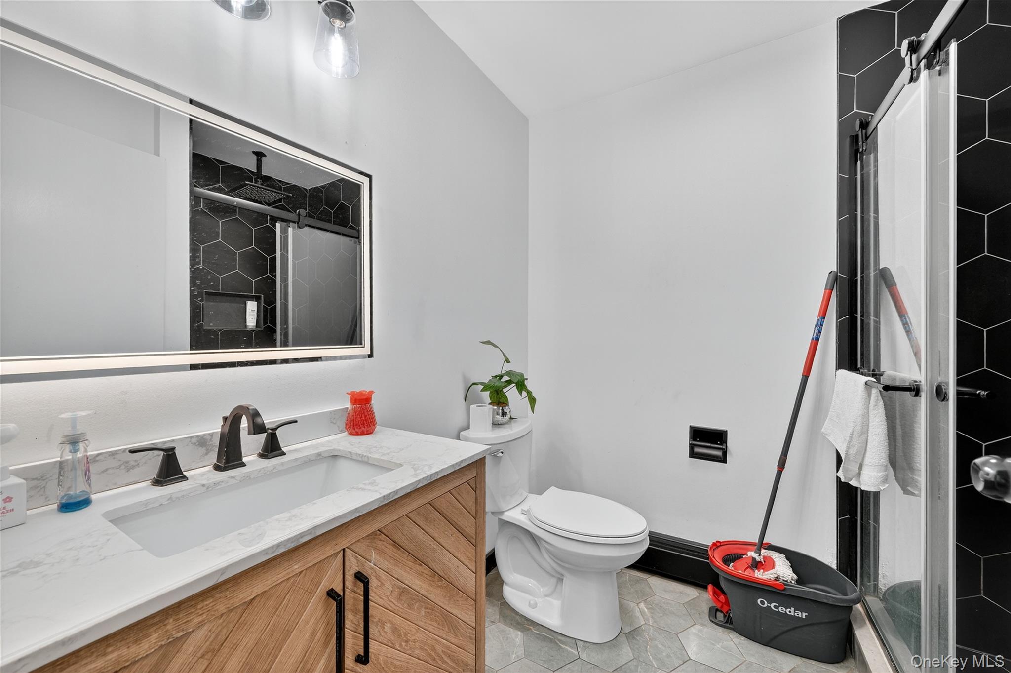 306 S Pascack Road, Nanuet, NY 10954