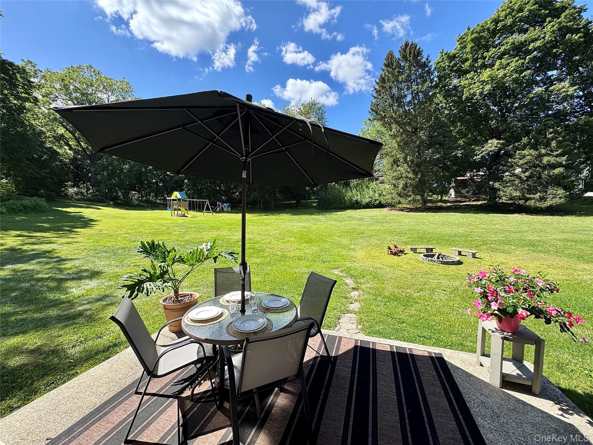 96 Daley Road, Poughkeepsie, NY 12603