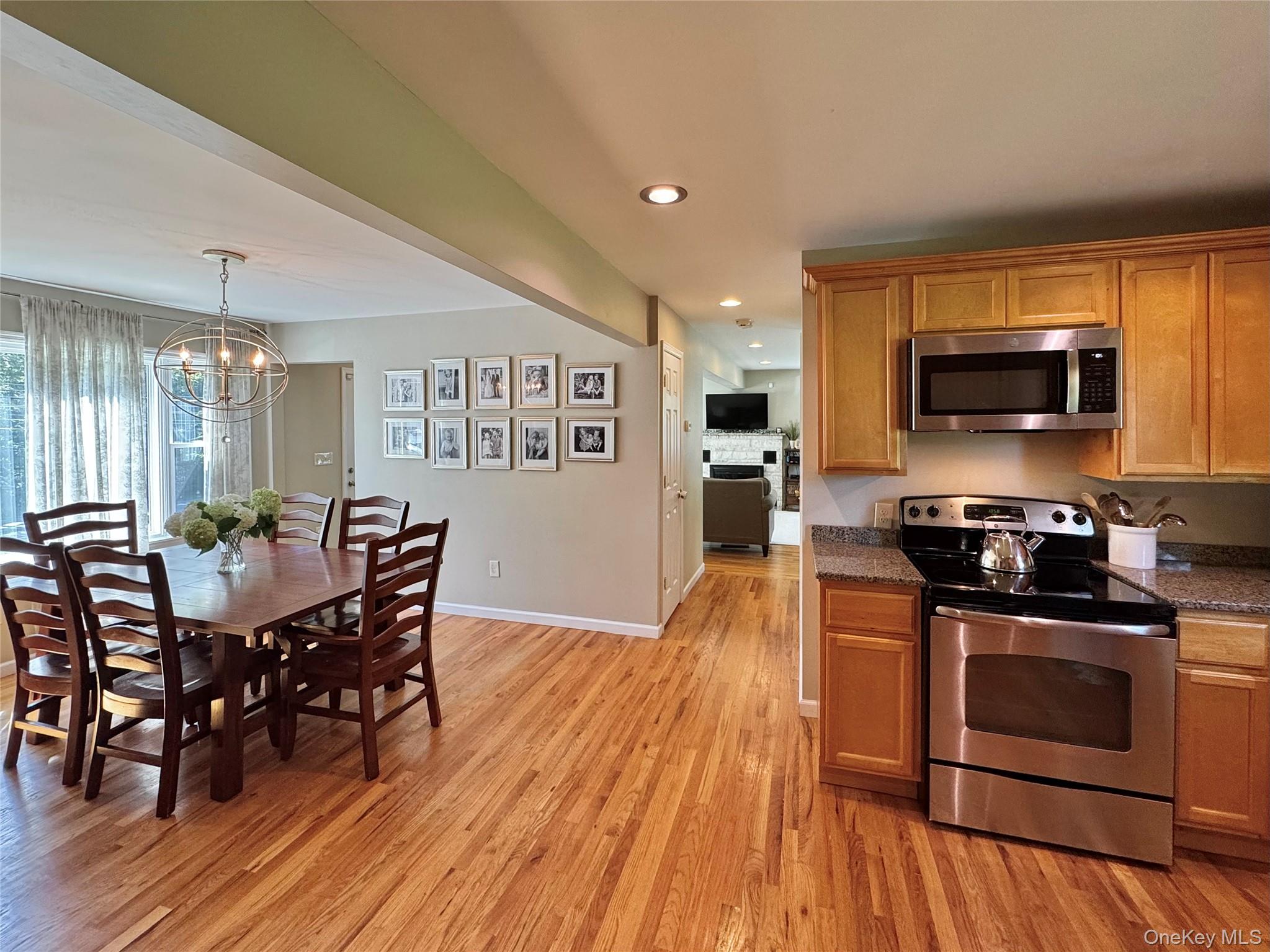 96 Daley Road, Poughkeepsie, NY 12603