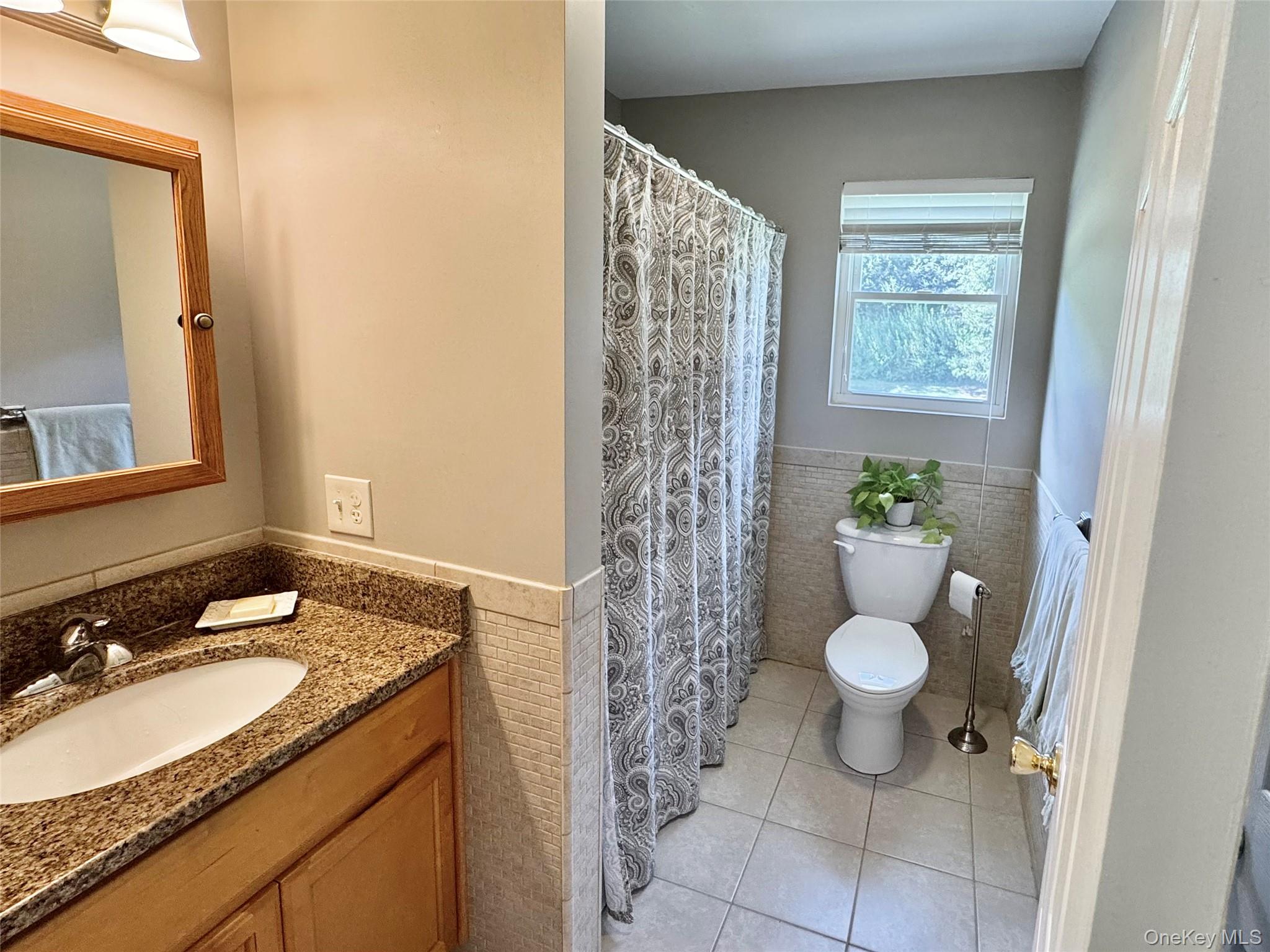 96 Daley Road, Poughkeepsie, NY 12603