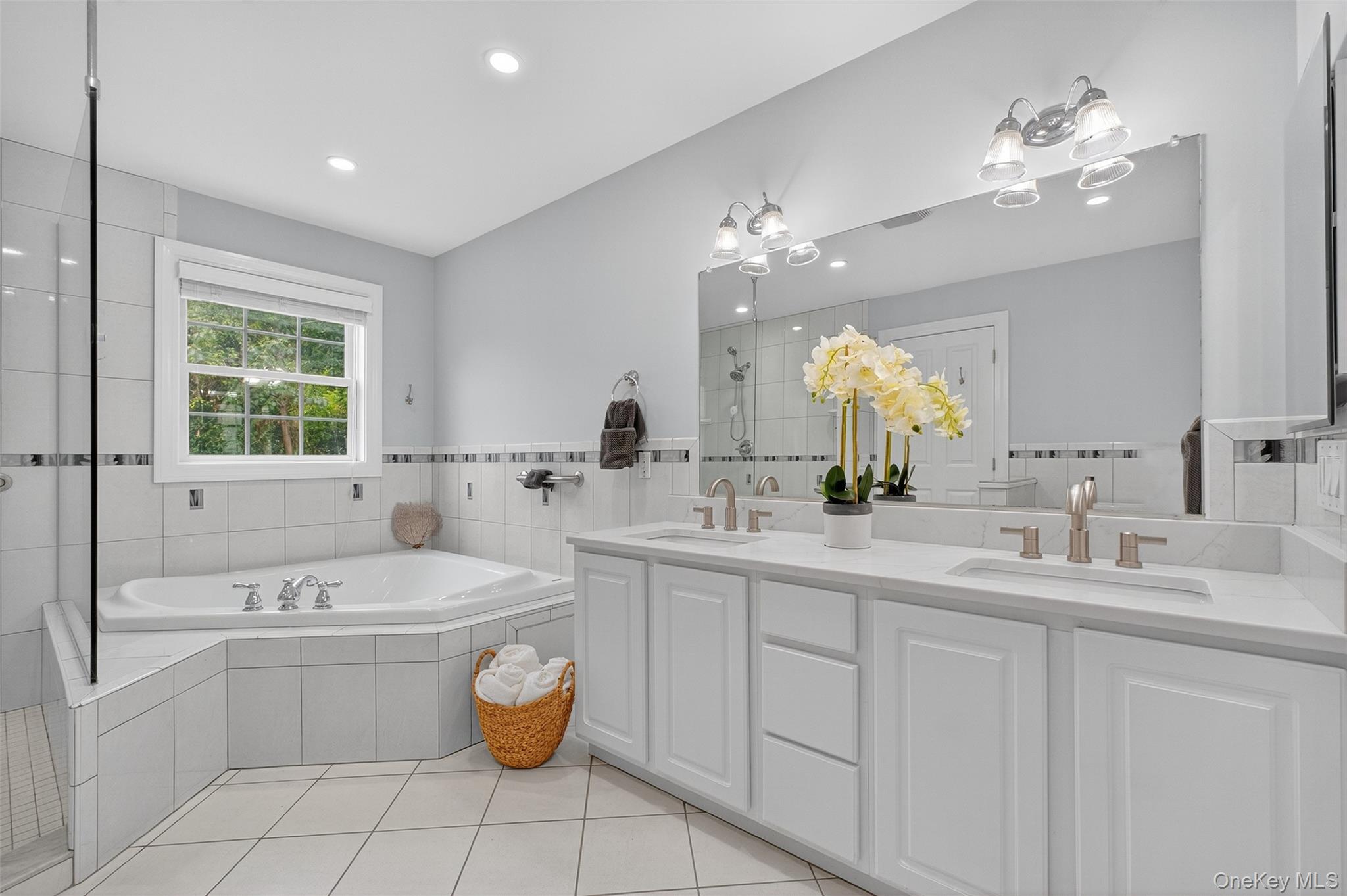 76 Sarles Lane, Pleasantville, NY 10570