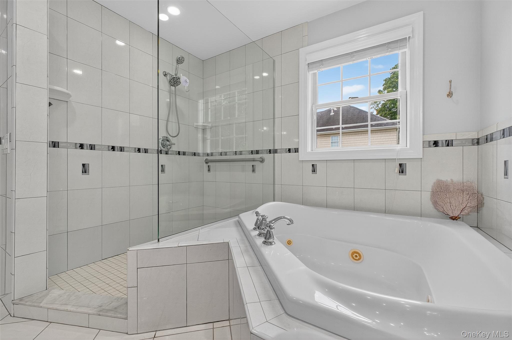 76 Sarles Lane, Pleasantville, NY 10570