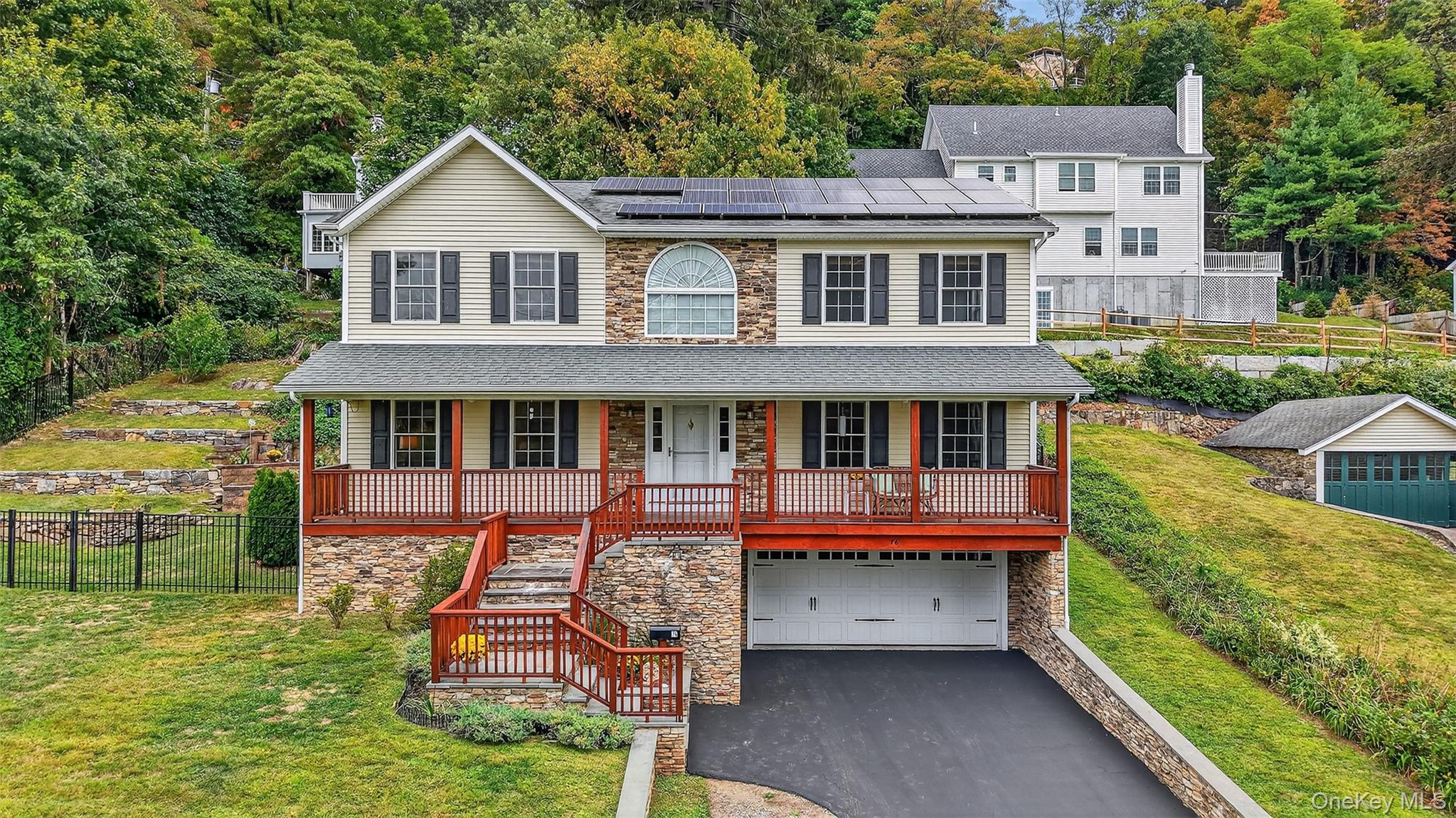 76 Sarles Lane, Pleasantville, NY 10570
