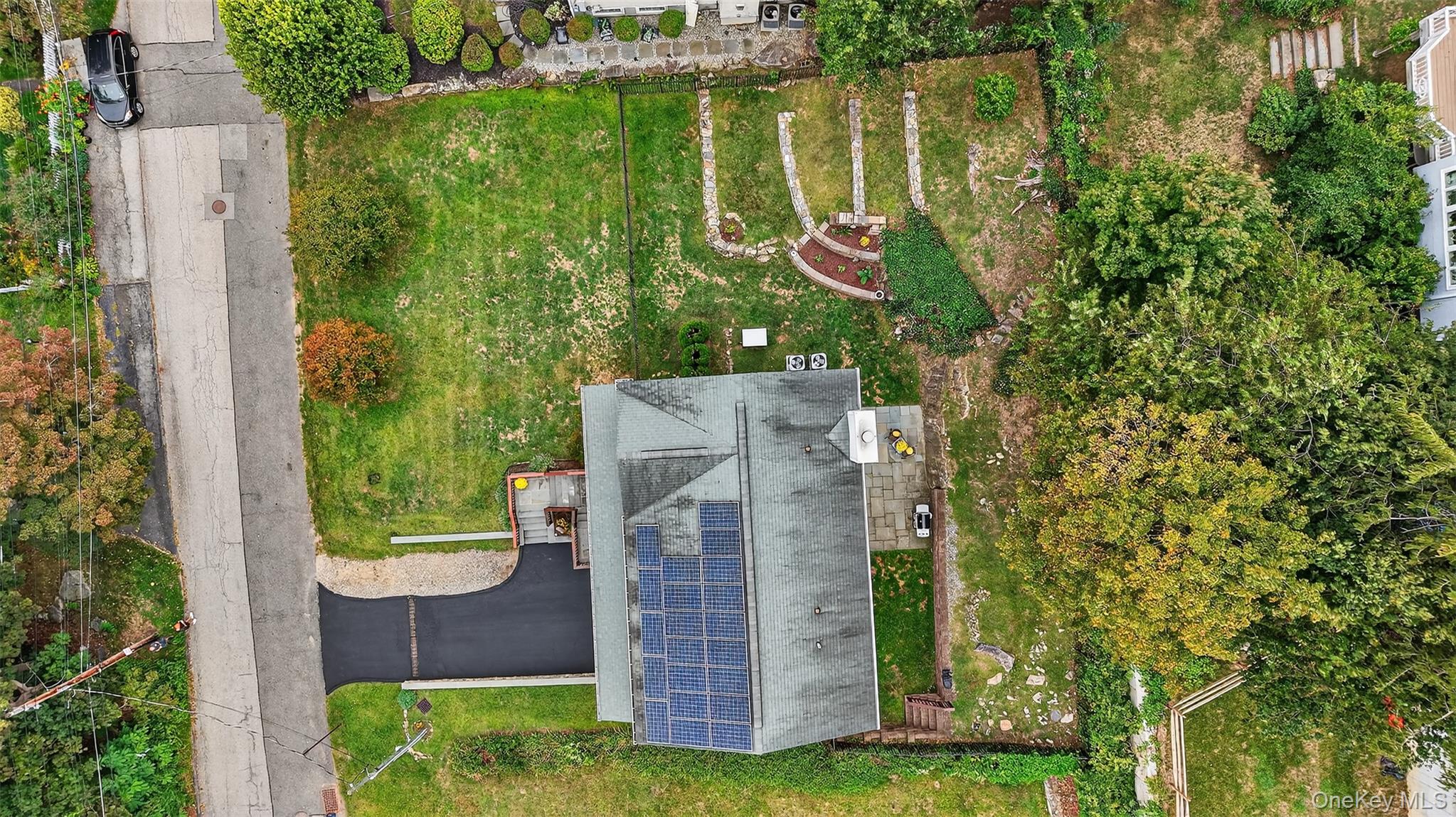 76 Sarles Lane, Pleasantville, NY 10570