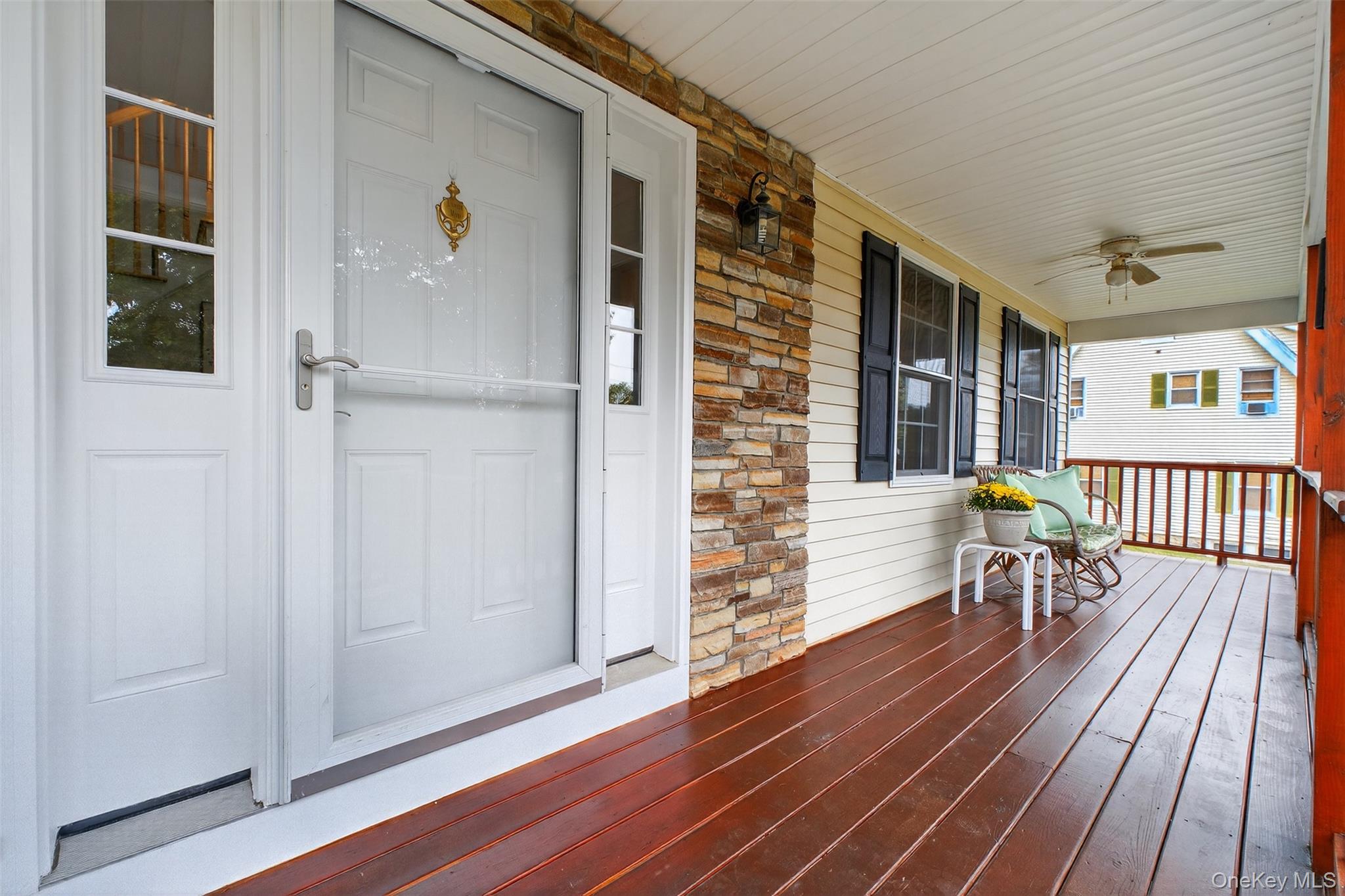 76 Sarles Lane, Pleasantville, NY 10570