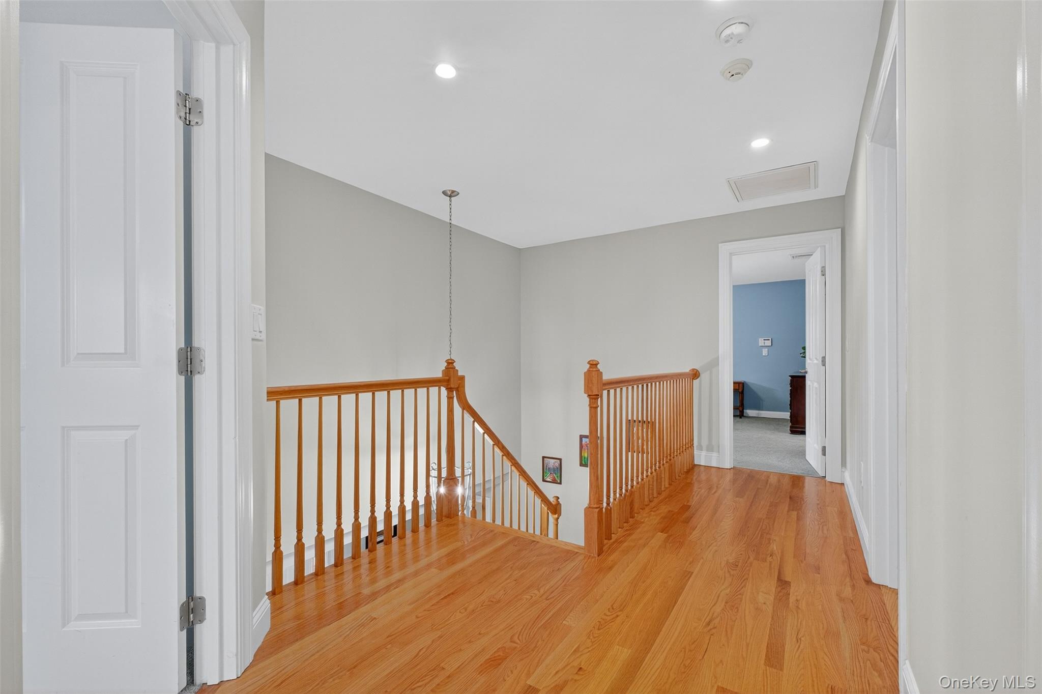 76 Sarles Lane, Pleasantville, NY 10570