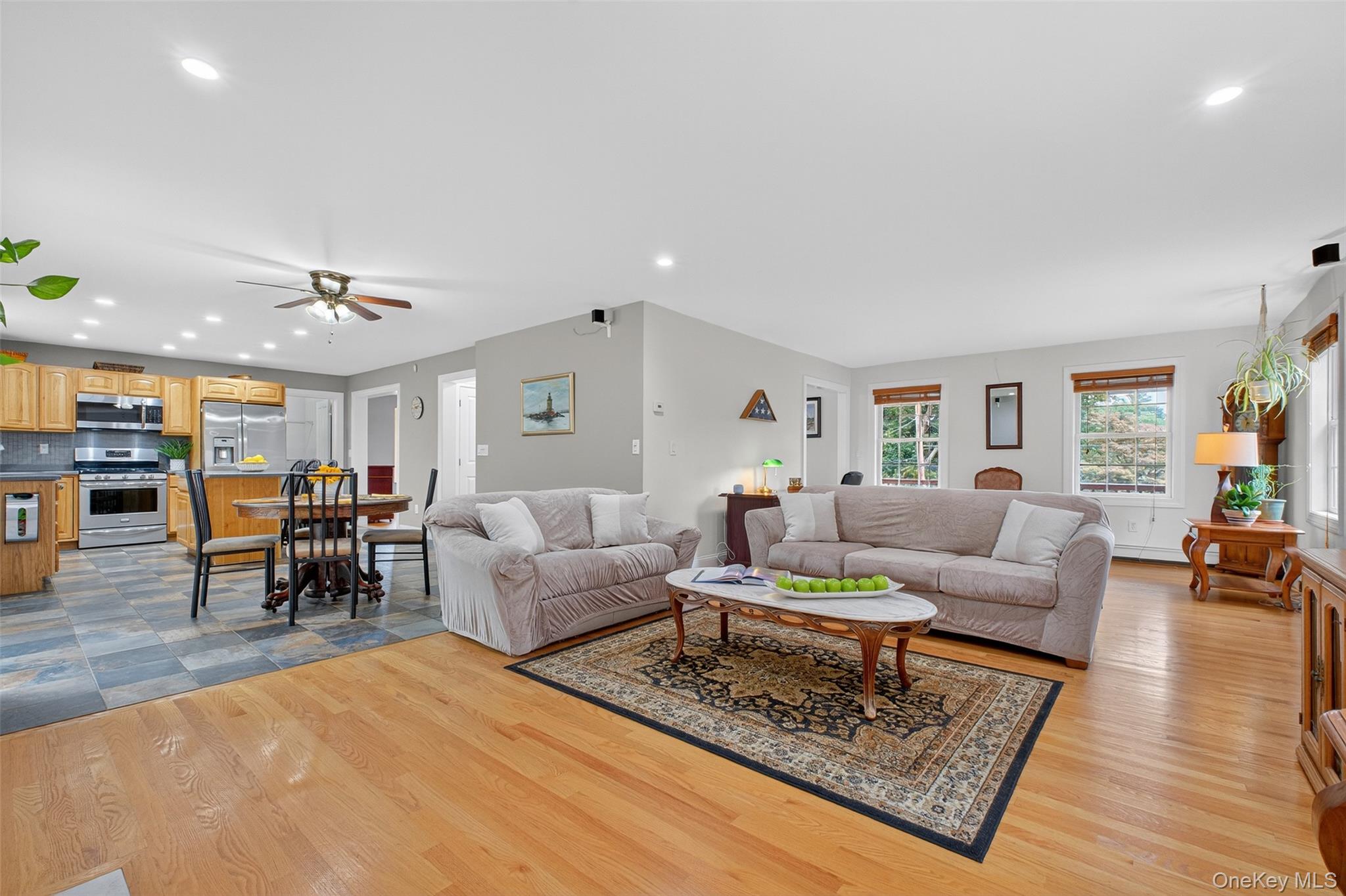 76 Sarles Lane, Pleasantville, NY 10570