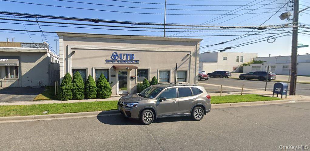 146 E 2nd Street, Mineola, NY 11501