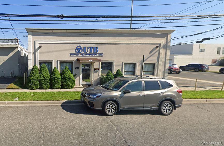 146 E 2nd Street, Mineola, NY 11501