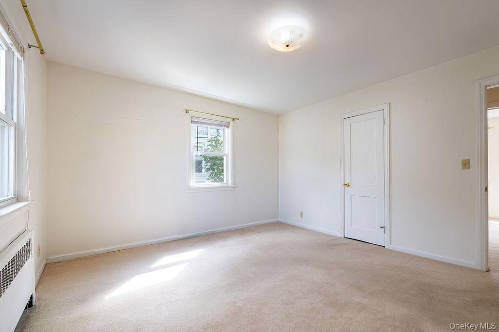 73 Storey Lane, Yonkers, NY 10710