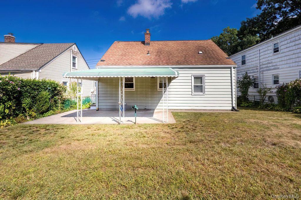 73 Storey Lane, Yonkers, NY 10710