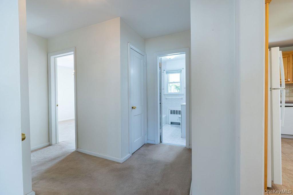 73 Storey Lane, Yonkers, NY 10710