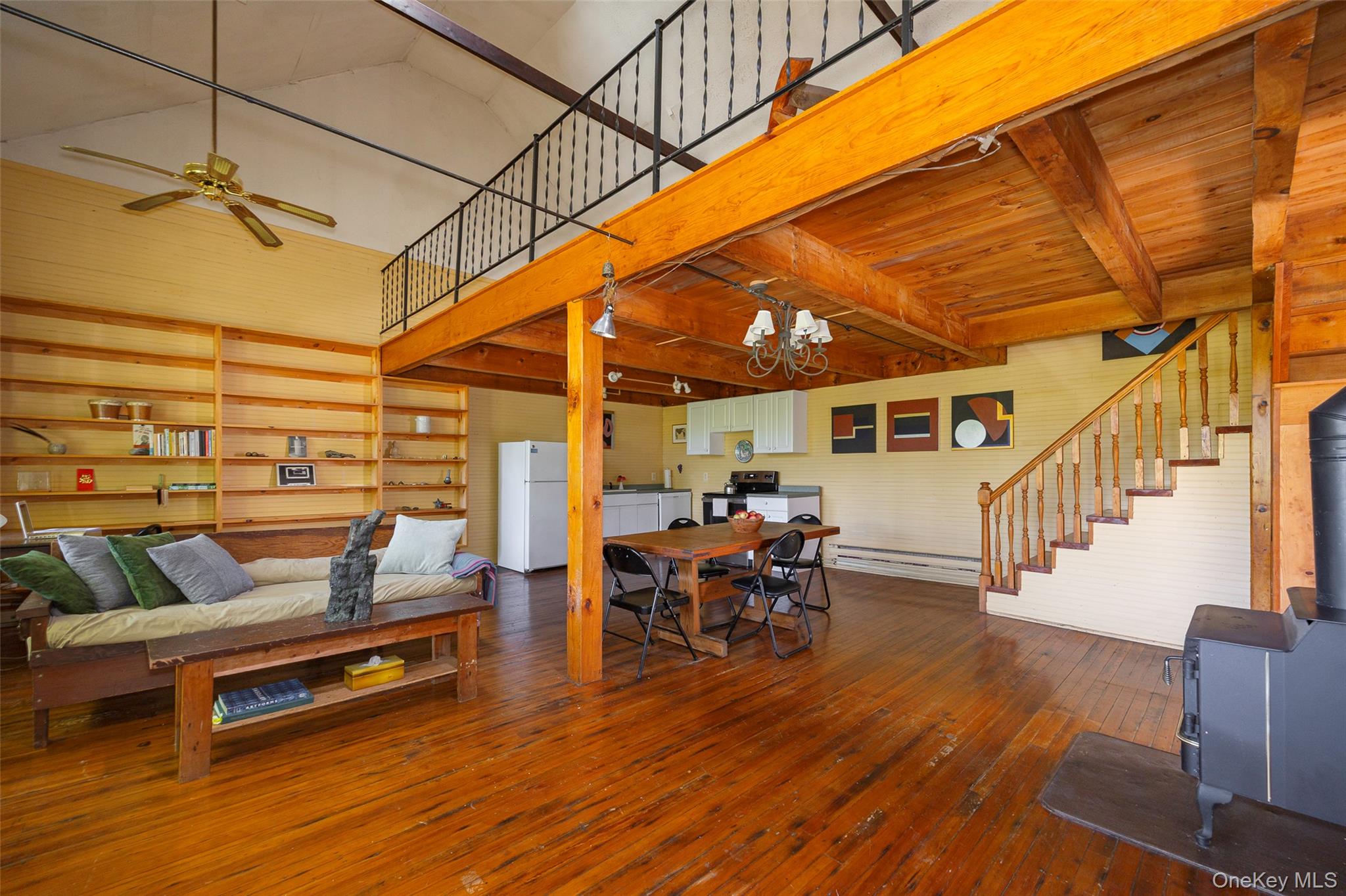 220 W Pond Lily Road, Elizaville, NY 12523