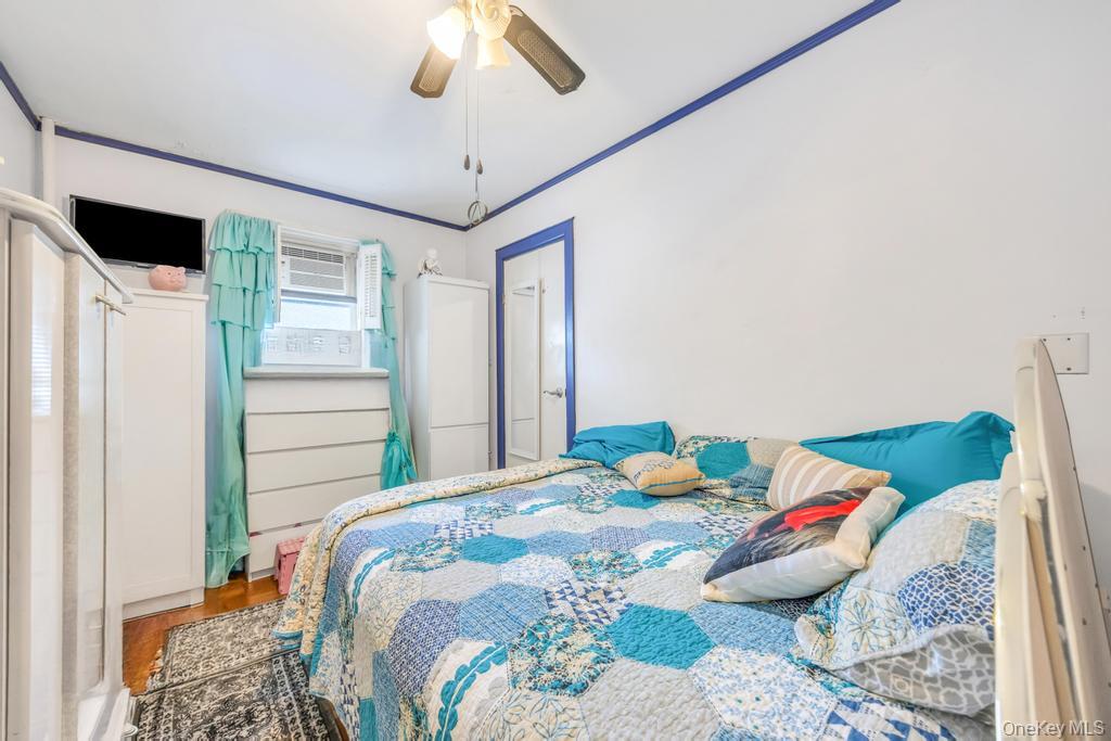 5 Park Place, Valley Stream, NY 11580