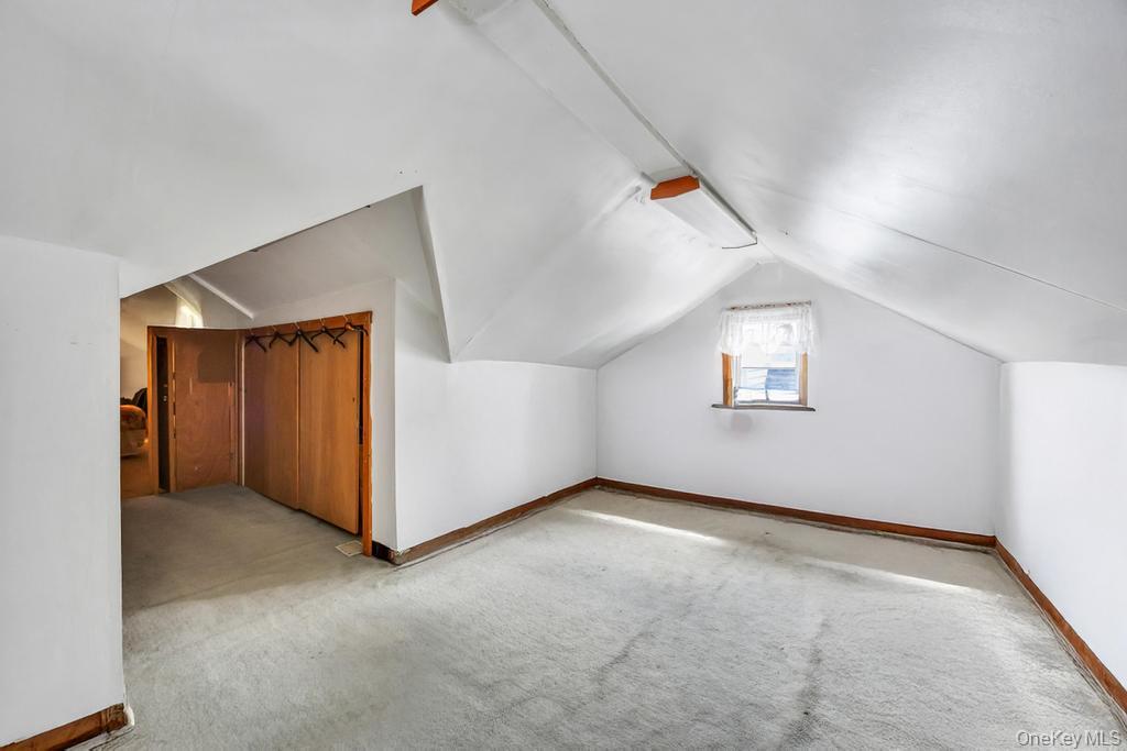 5 Park Place, Valley Stream, NY 11580