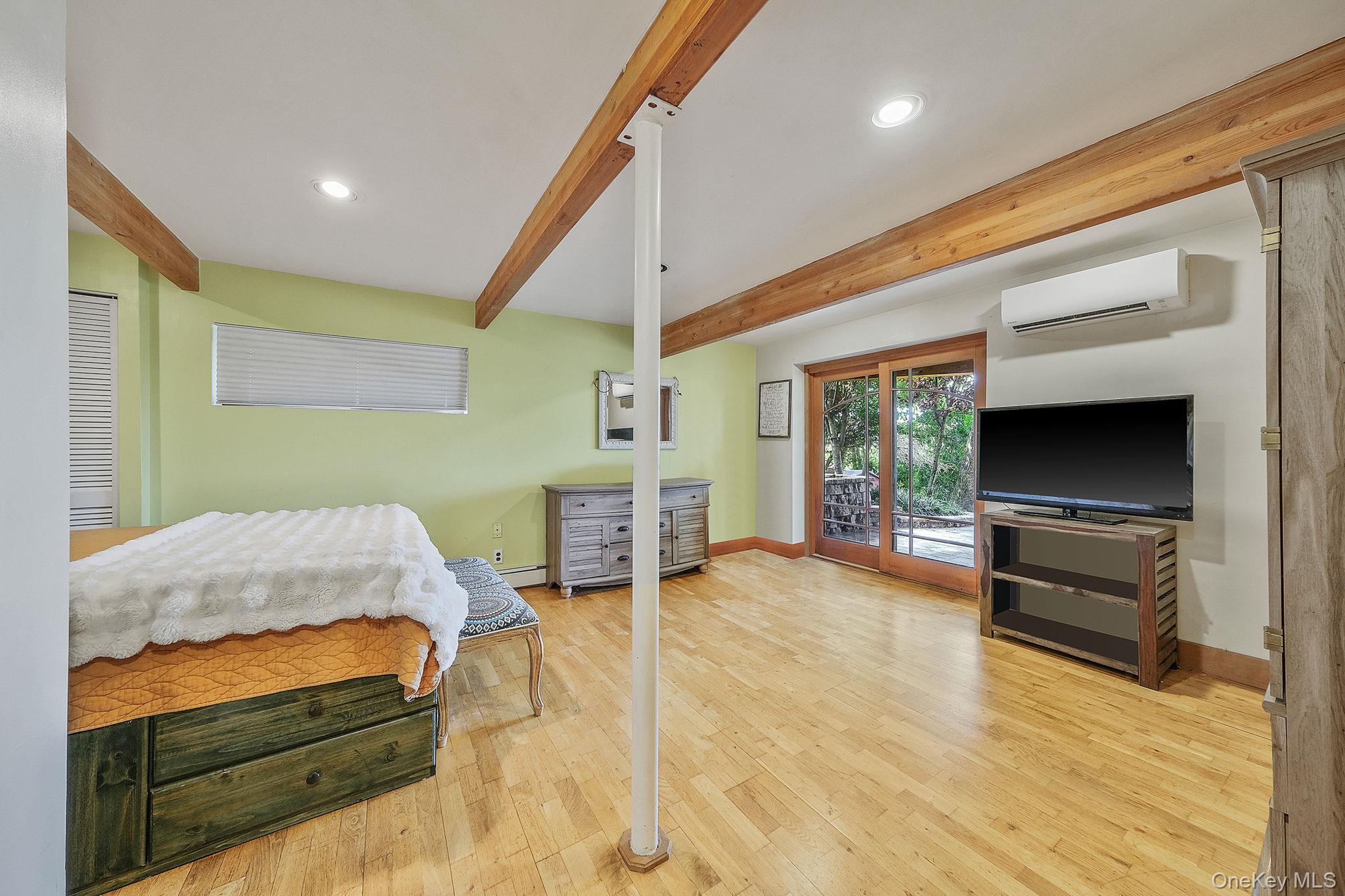 104 Crystal Beach Boulevard, Moriches, NY 11955