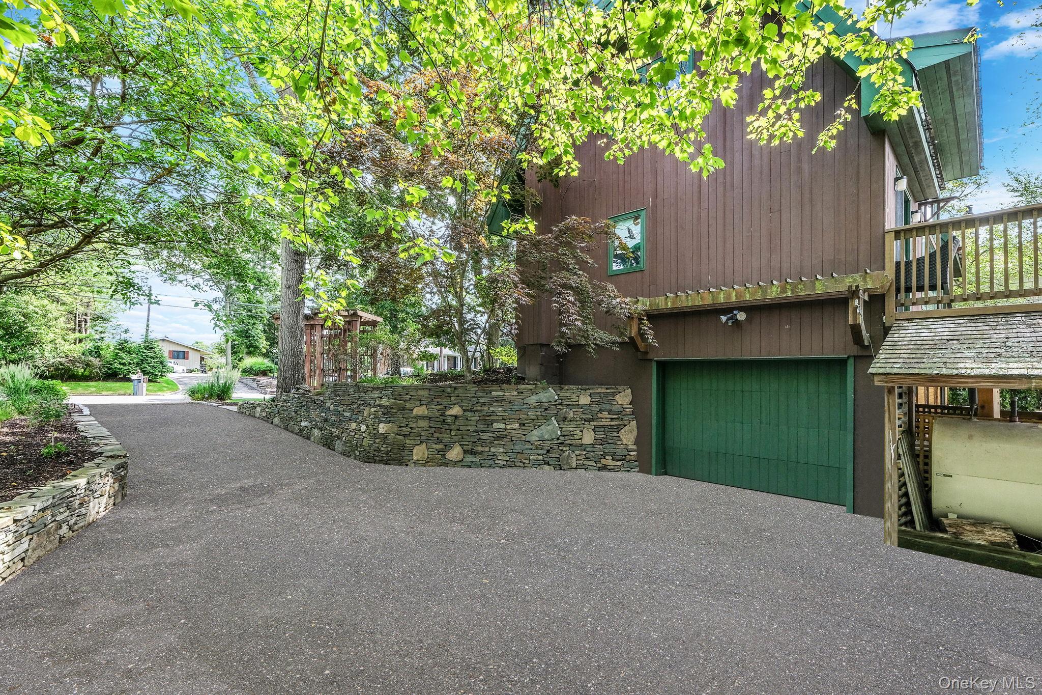 104 Crystal Beach Boulevard, Moriches, NY 11955