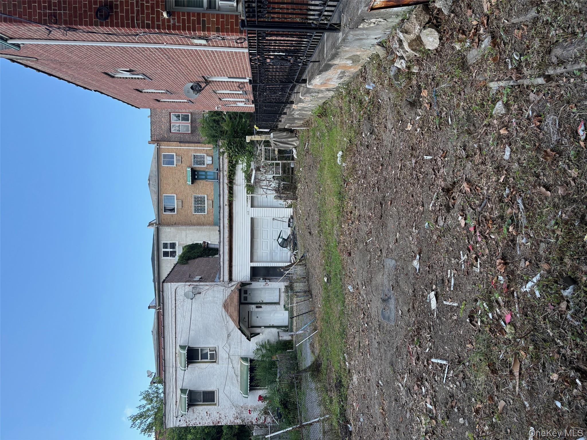 845 E 213th Street, Bronx, NY 10467