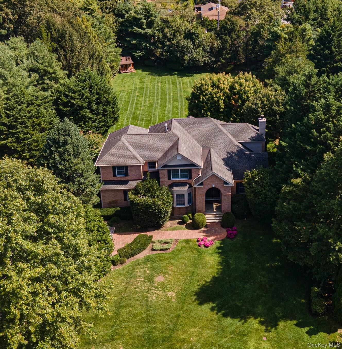 12 Dupont Court, Dix Hills, NY 11746